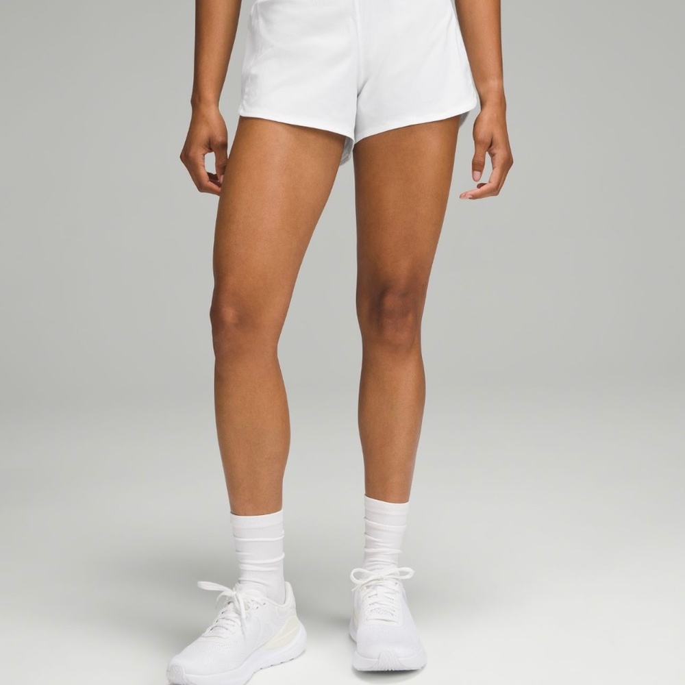 🍋 🍋Lululemon Speed up high rise lined short 4”